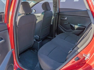 Седан Kia Rio 2013 года, 800000 рублей, Краснодар