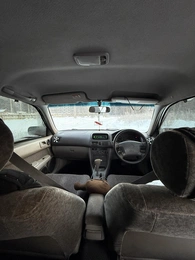Седан Toyota Corolla 2000 года, 495000 рублей, Красноярск