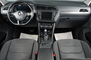 Внедорожник Volkswagen Tiguan 2017 года, 2259000 рублей, Тюмень