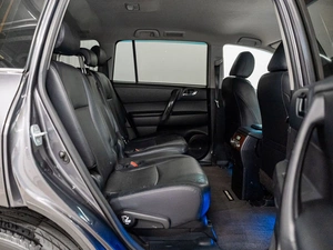 Внедорожник Toyota Highlander 2012 года, 2065000 рублей, Красноярск