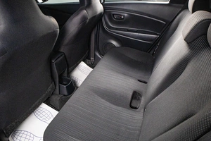 Хетчбэк Toyota Vitz 2019 года, 1169000 рублей, Сургут