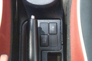 Хетчбэк Toyota Vitz 2017 года, 1199000 рублей, Новосибирск