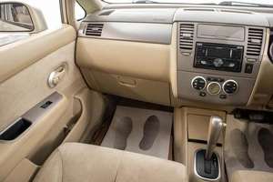 Седан Nissan Tiida 2006 года, 599000 рублей, Барнаул