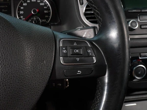 Внедорожник Volkswagen Tiguan 2010 года, 962000 рублей, Тверь