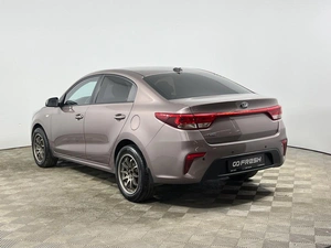 Седан Kia Rio 2018 года, 1223200 рублей, Казань