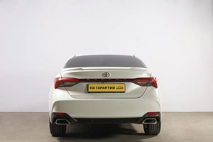 Седан Toyota Avalon 2021 года, 2999000 рублей, Новосибирск