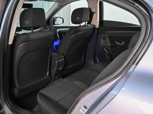 Лифтбек Renault Laguna 2009 года, 649000 рублей, Аксай