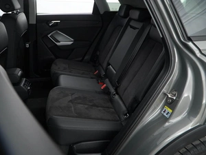 Внедорожник Audi Q3 2019 года, 2949050 рублей, Москва