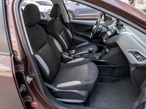 Внедорожник Peugeot 2008 2014 года, 829000 рублей, Саратов