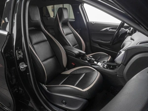 Хетчбэк Infiniti Q30 2017 года, 3099000 рублей, Тюмень