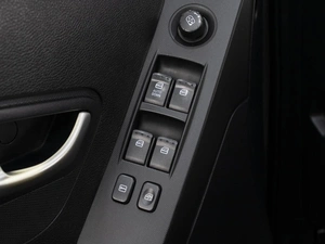 Внедорожник SsangYong Actyon 2012 года, 750000 рублей, Омск
