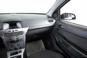Универсал Opel Astra 2011 года, 699000 рублей, Пермь