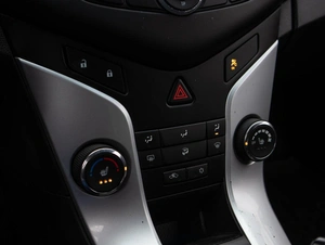 Седан Chevrolet Cruze 2015 года, 899000 рублей, Большой Сочи