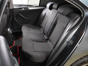 Седан Volkswagen Jetta 2011 года, 829000 рублей, Воронеж