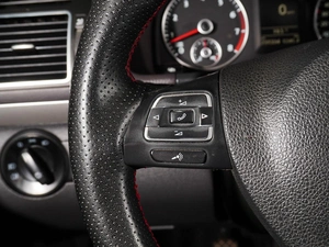 Минивэн Volkswagen Touran 2011 года, 798000 рублей, Тверь