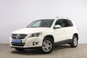 Внедорожник Volkswagen Tiguan 2010 года, 1229000 рублей, Новосибирск