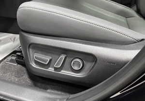 Внедорожник Toyota RAV4 2026 года, 3917000 рублей, Красноярск