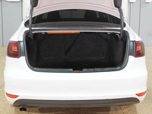 Седан Volkswagen Jetta 2012 года, 929000 рублей, Воронеж