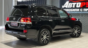Внедорожник Toyota Land Cruiser 2016 года, 5887000 рублей, Красноярск