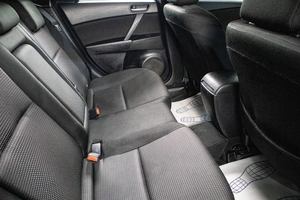 Хетчбэк Mazda 3 2012 года, 959000 рублей, Сургут