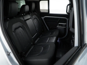 Внедорожник Land Rover Defender 2020 года, 4999077 рублей, Москва