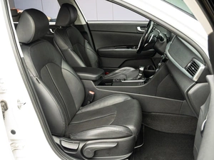 Седан Kia Optima 2019 года, 2130000 рублей, Краснодар