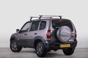 Внедорожник Chevrolet Niva 2012 года, 549000 рублей, Томск