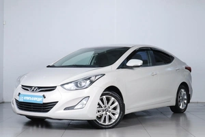 Седан Hyundai Elantra 2015 года, 1119000 рублей, Челябинск