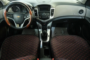 Седан Chevrolet Cruze 2012 года, 889000 рублей, Омск