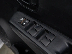 Хетчбэк Toyota Vitz 2012 года, 777077 рублей, Москва