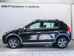 Хетчбэк Renault Sandero 2014 года, 800000 рублей, Красноярск