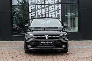 Внедорожник Volkswagen Tiguan 2020 года, 4299000 рублей, Ульяновск