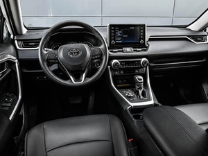 Внедорожник Toyota RAV4 2021 года, 4079000 рублей, Кирилловка