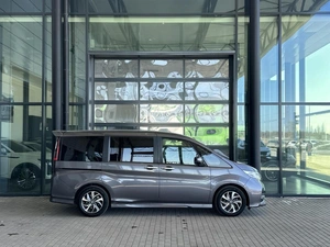 Минивэн Honda Stepwgn Spada 2015 года, 1790000 рублей, Уфа