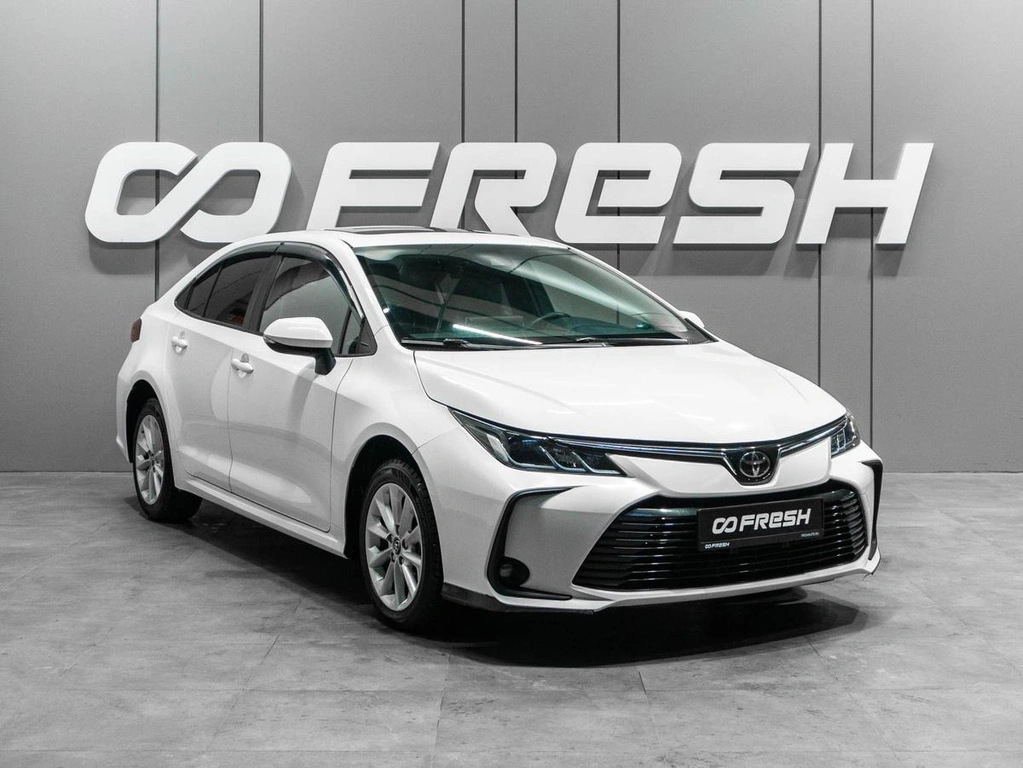Седан Toyota Corolla 2020 года, 1919000 рублей, Тюмень