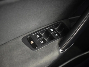 Хетчбэк Volkswagen Golf R 2014 года, 2612900 рублей, Казань