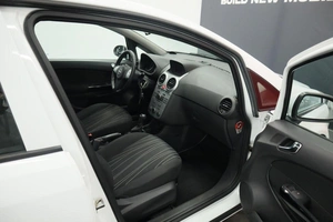 Хэтчбек Opel Corsa 2010 года, 715000 рублей, Курск