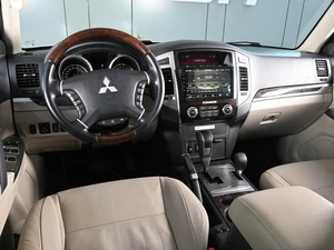 Внедорожник Mitsubishi Pajero 2019 года, 3550000 рублей, Аксай