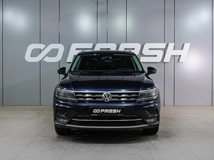 Внедорожник Volkswagen Tiguan 2017 года, 2449000 рублей, Воронеж