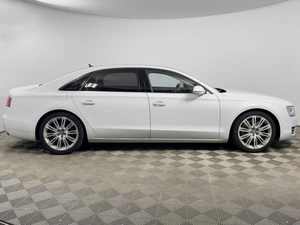 Седан Audi A8 2013 года, 1994900 рублей, Казань