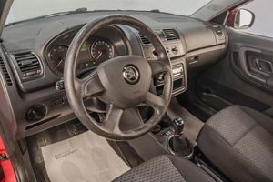 Хетчбэк Skoda Fabia 2013 года, 589000 рублей, Челябинск