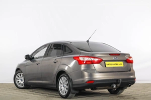 Седан Ford Focus 2012 года, 879000 рублей, Тюмень
