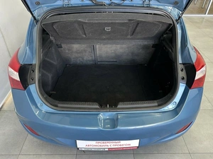 Хетчбэк Hyundai i30 2013 года, 995000 рублей, Красноярск