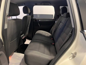 Внедорожник Volkswagen Touareg 2004 года, 799000 рублей, Красноярск