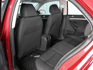Седан Volkswagen Jetta 2010 года, 599000 рублей, Ростов-на-Дону