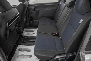 Минивэн Toyota Voxy 2018 года, 2089000 рублей, Барнаул