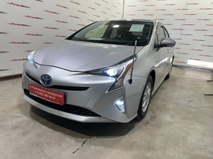 Лифтбек Toyota Prius 2016 года, 1295000 рублей, Красноярск