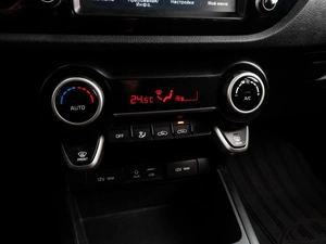 Седан Kia Rio 2018 года, 1315000 рублей, Тюмень