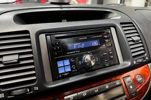 Седан Toyota Camry 2003 года, 787000 рублей, Красноярск