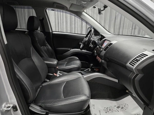 Внедорожник Mitsubishi Outlander 2011 года, 1179000 рублей, Красноярск